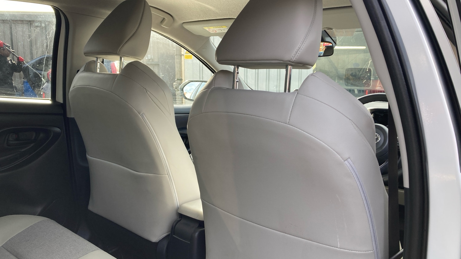 Used Toyota Yaris 2023 for sale - 76583136: Photo 20