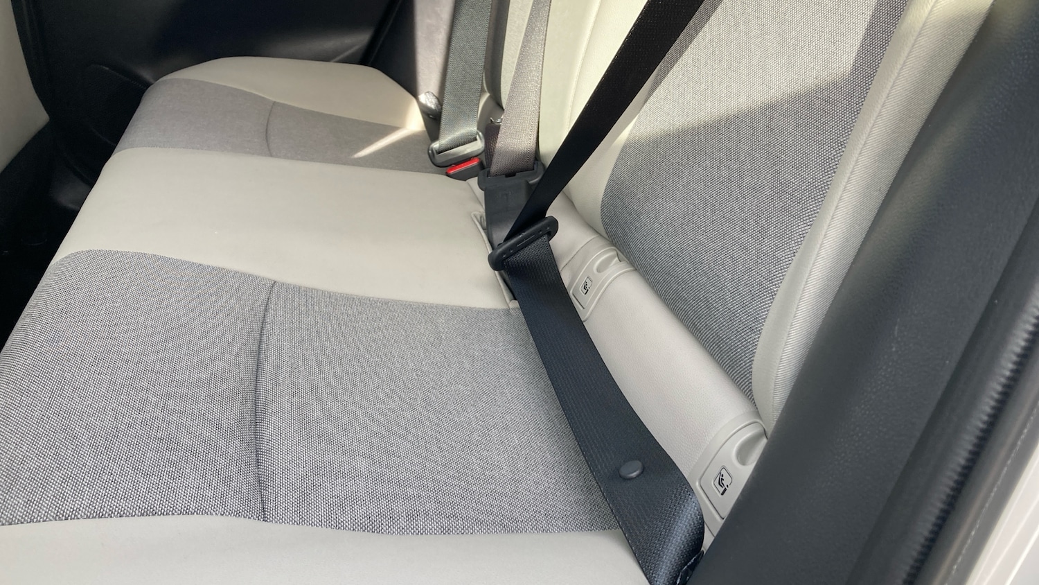 Used Toyota Yaris 2023 for sale - 76583136: Photo 22