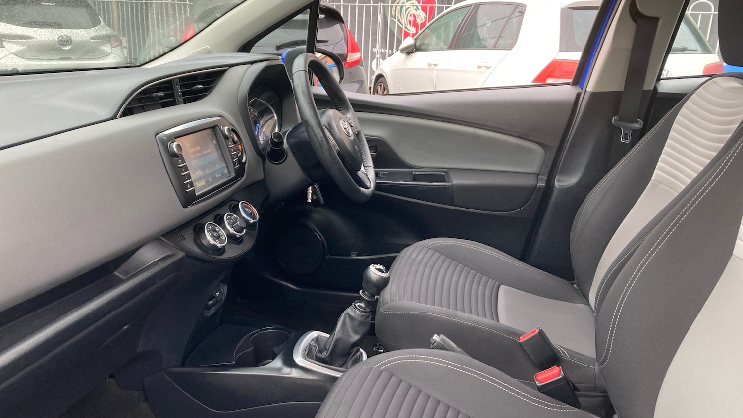 Used Toyota Yaris 2018 for sale - 76588978: Photo 10