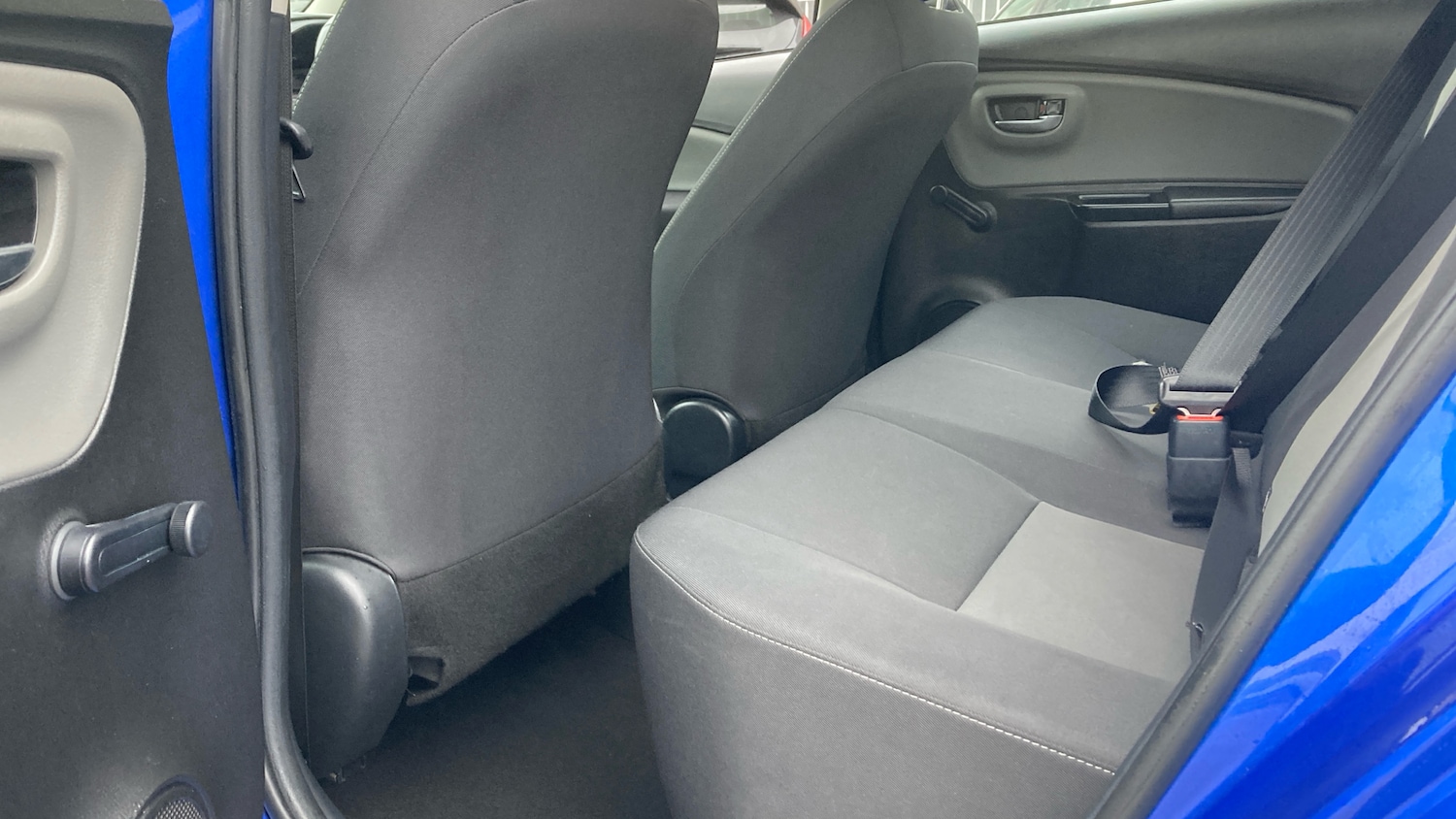 Used Toyota Yaris 2018 for sale - 76588978: Photo 13