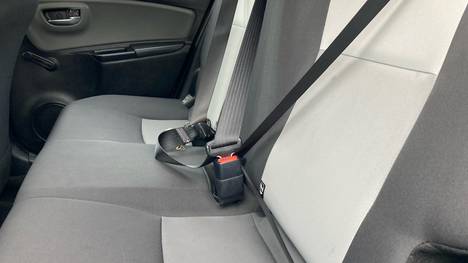 Used Toyota Yaris 2018 for sale - 76588978: Photo 22