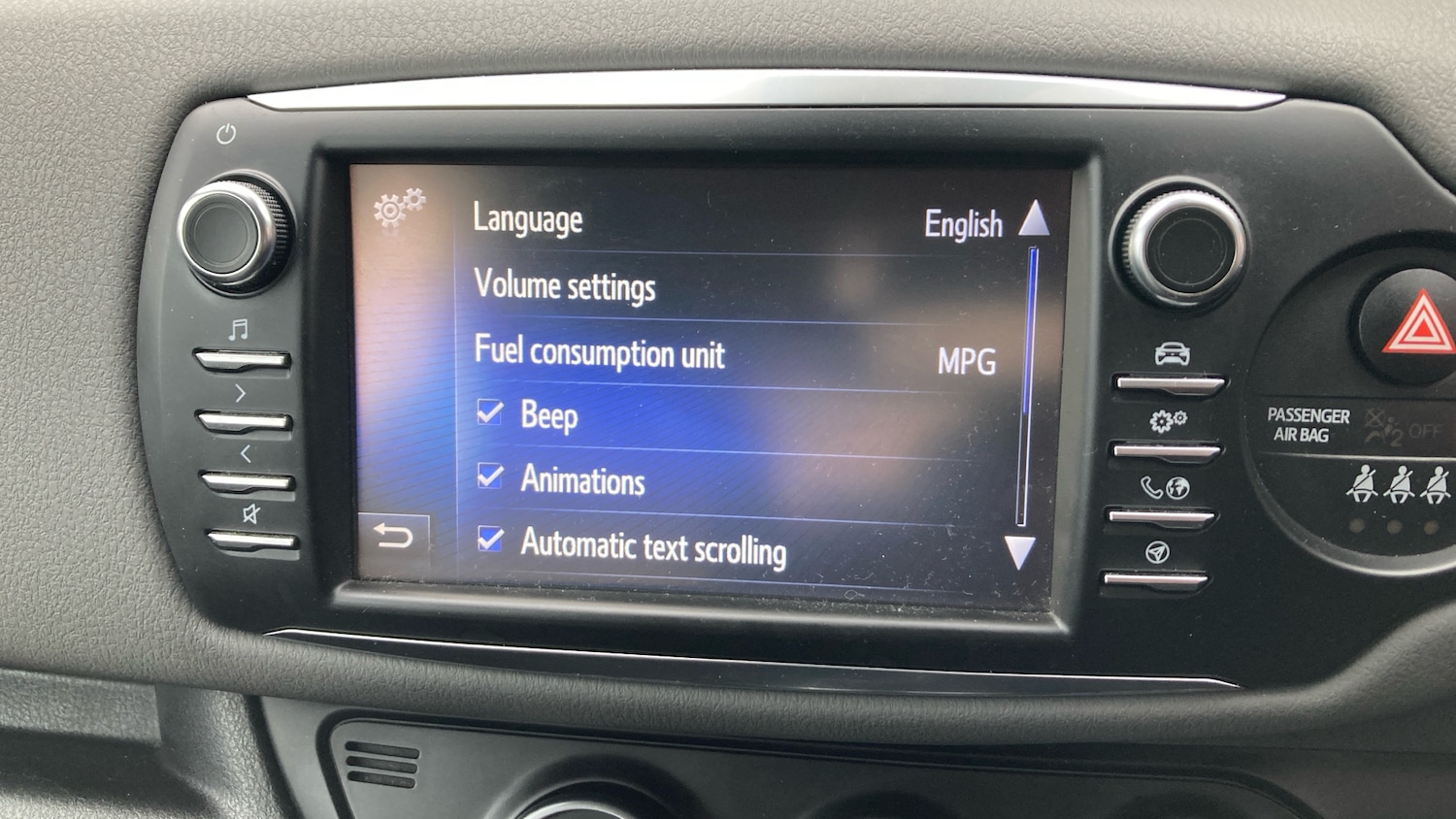 Used Toyota Yaris 2018 for sale - 76588978: Photo 29