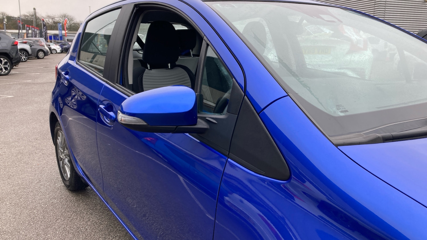 Used Toyota Yaris 2018 for sale - 76588978: Photo 31