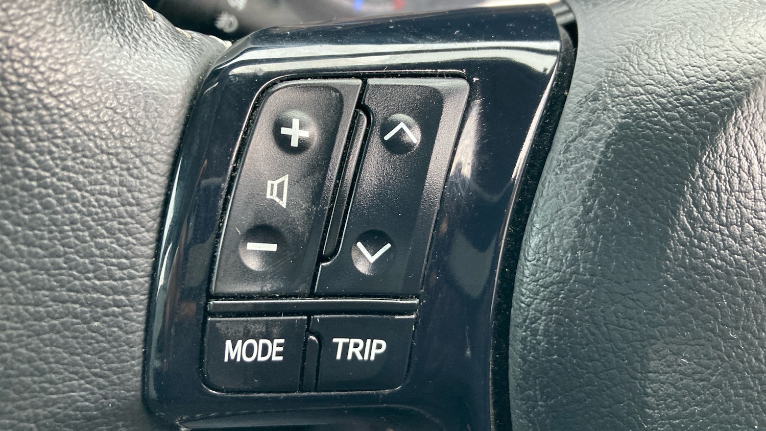 Used Toyota Yaris 2018 for sale - 76588978: Photo 38