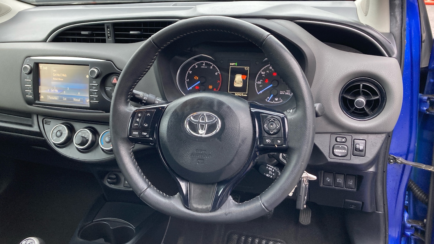 Used Toyota Yaris 2018 for sale - 76588978: Photo 8