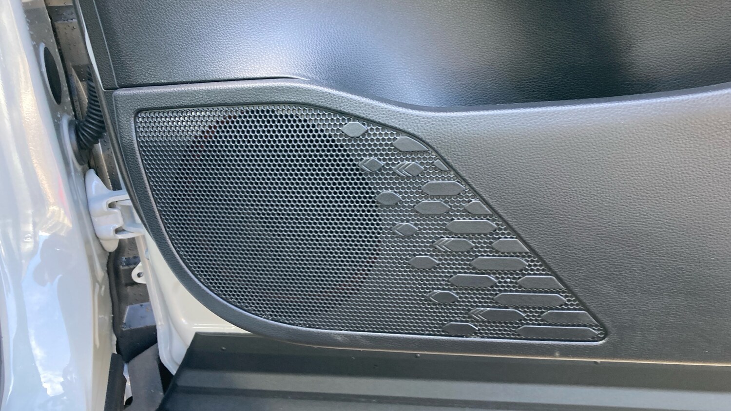 Used Toyota C-HR 2025 for sale - 76464335: Photo 34