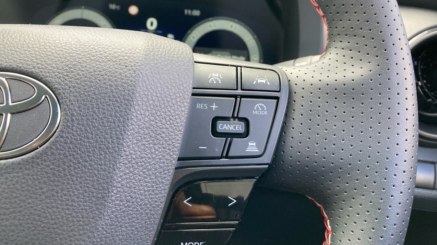 Used Toyota C-HR 2025 for sale - 76464335: Photo 38