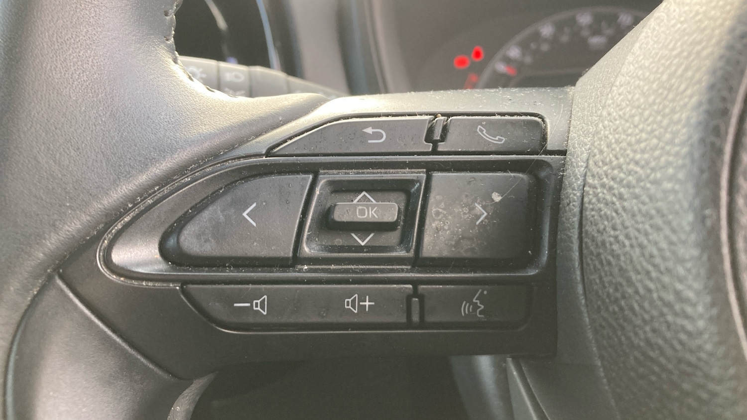 Used Toyota Aygo X 2023 for sale - 77393919: Photo 36