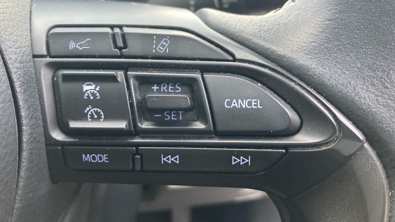 Used Toyota Yaris 2022 for sale - 77076967: Photo 37