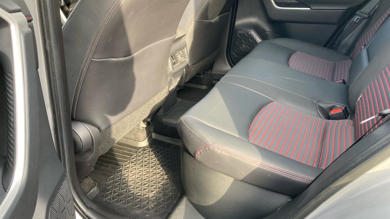 Used Toyota RAV4 2022 for sale - 77759163: Photo 13