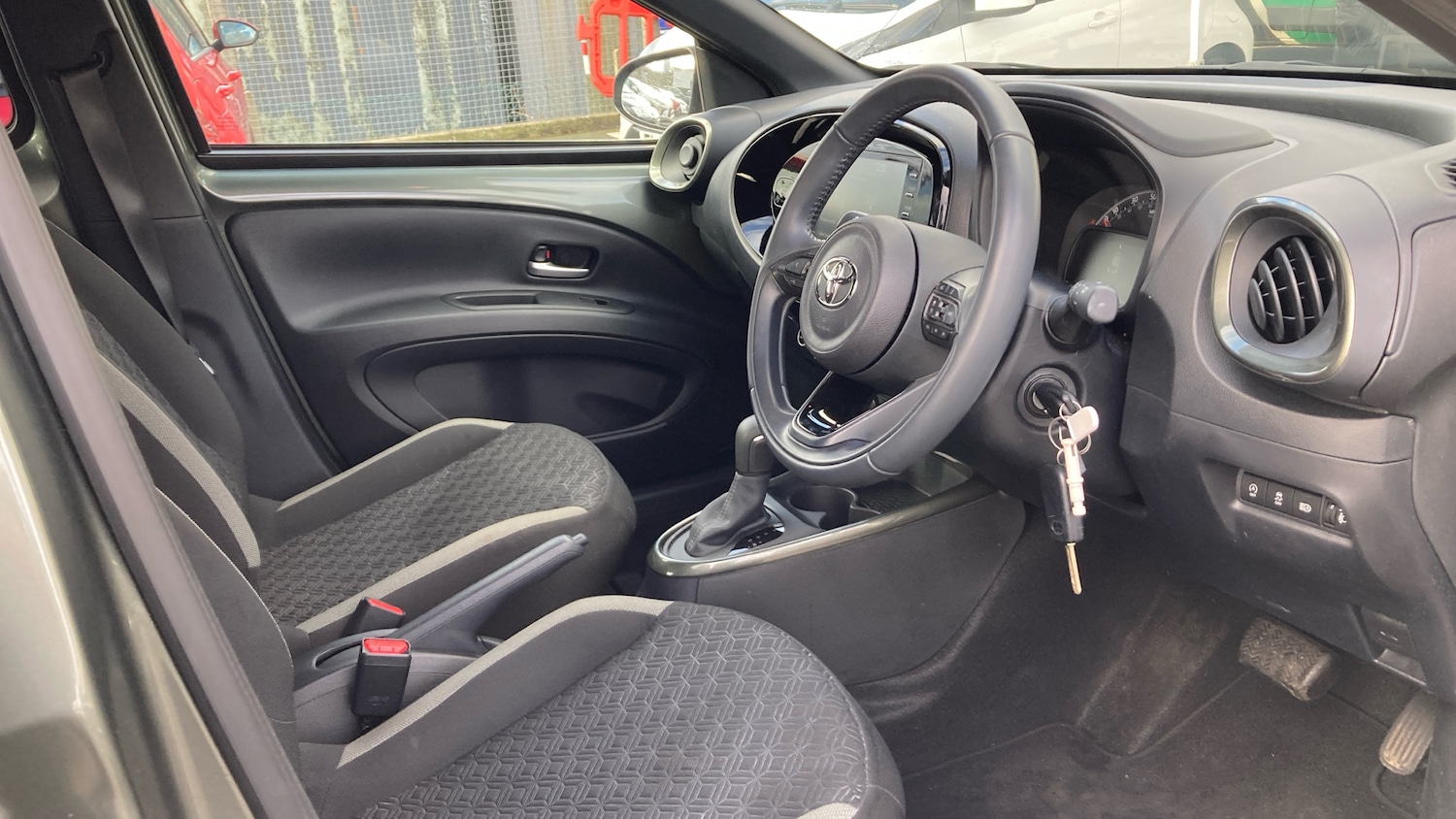 Used Toyota Aygo X 2023 for sale - 77326743: Photo 11