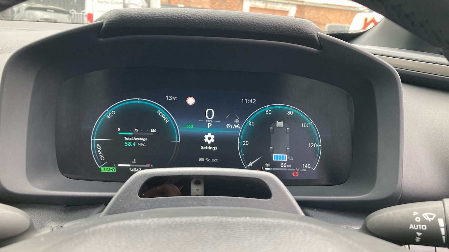 Used Toyota C-HR 2024 for sale - 77656095: Photo 9