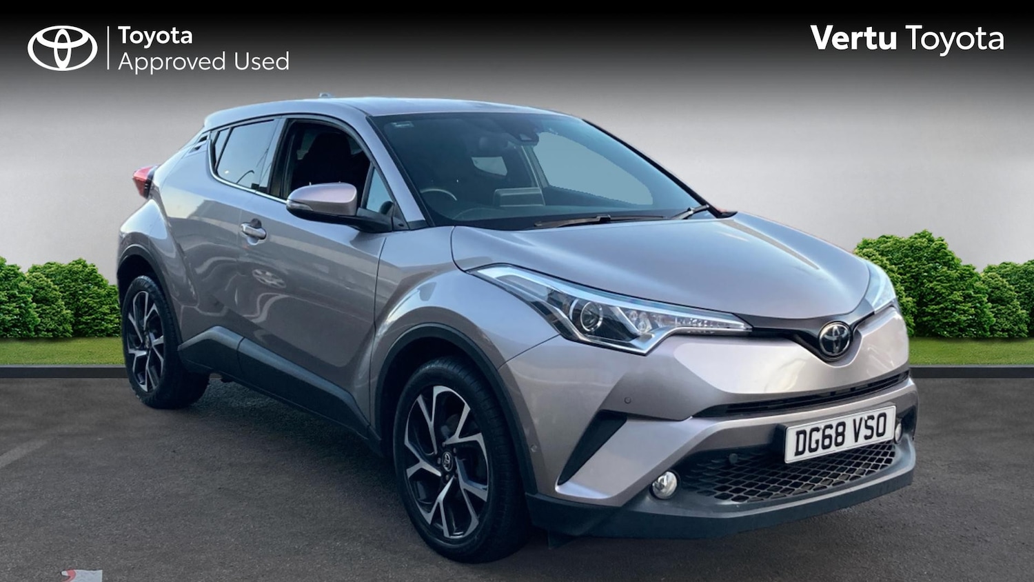 Used Toyota C-HR 2018 for sale - 76807030: Photo 1
