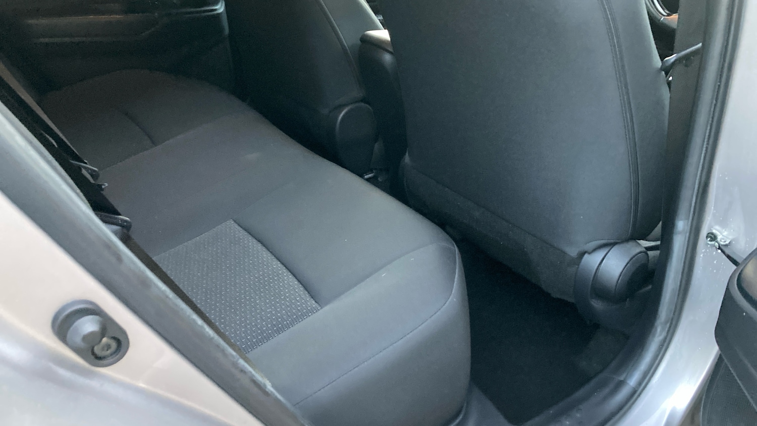 Used Toyota C-HR 2018 for sale - 76807030: Photo 12