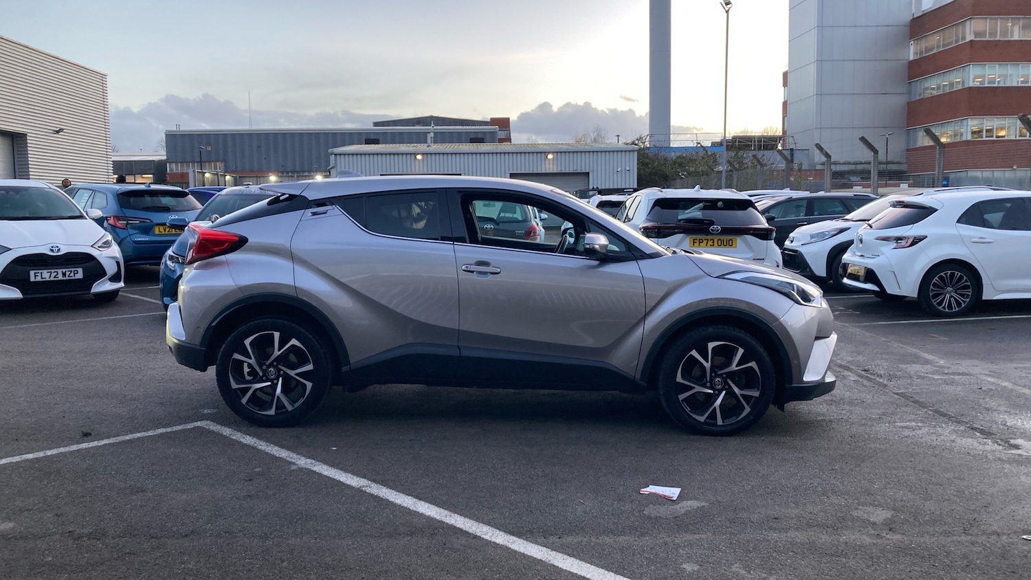 Used Toyota C-HR 2018 for sale - 76807030: Photo 16