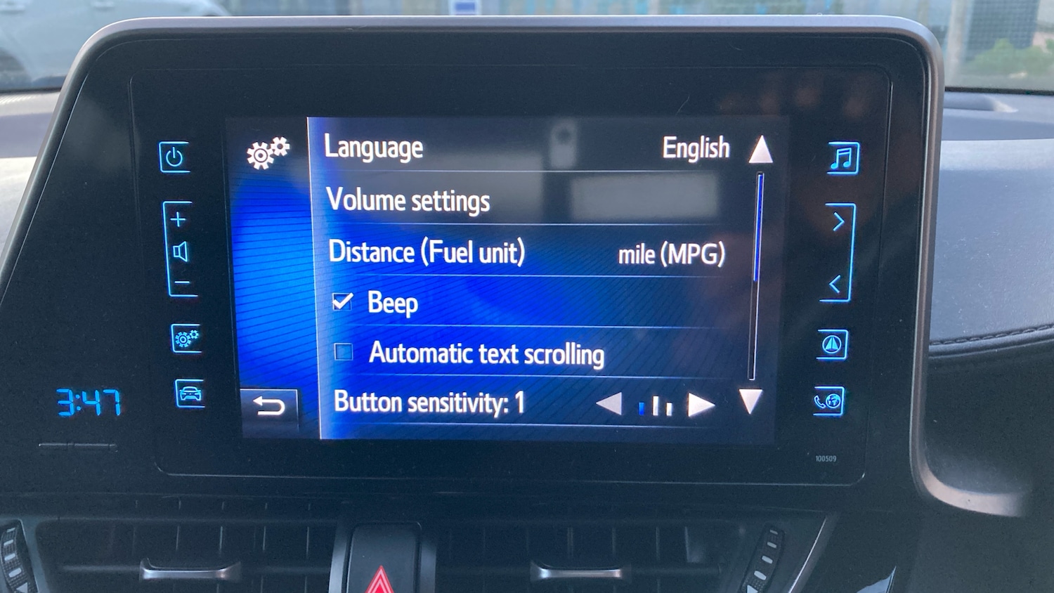 Used Toyota C-HR 2018 for sale - 76807030: Photo 26