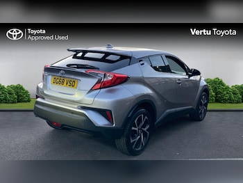 Used Toyota C-HR 2018 for sale - 76807030: Photo