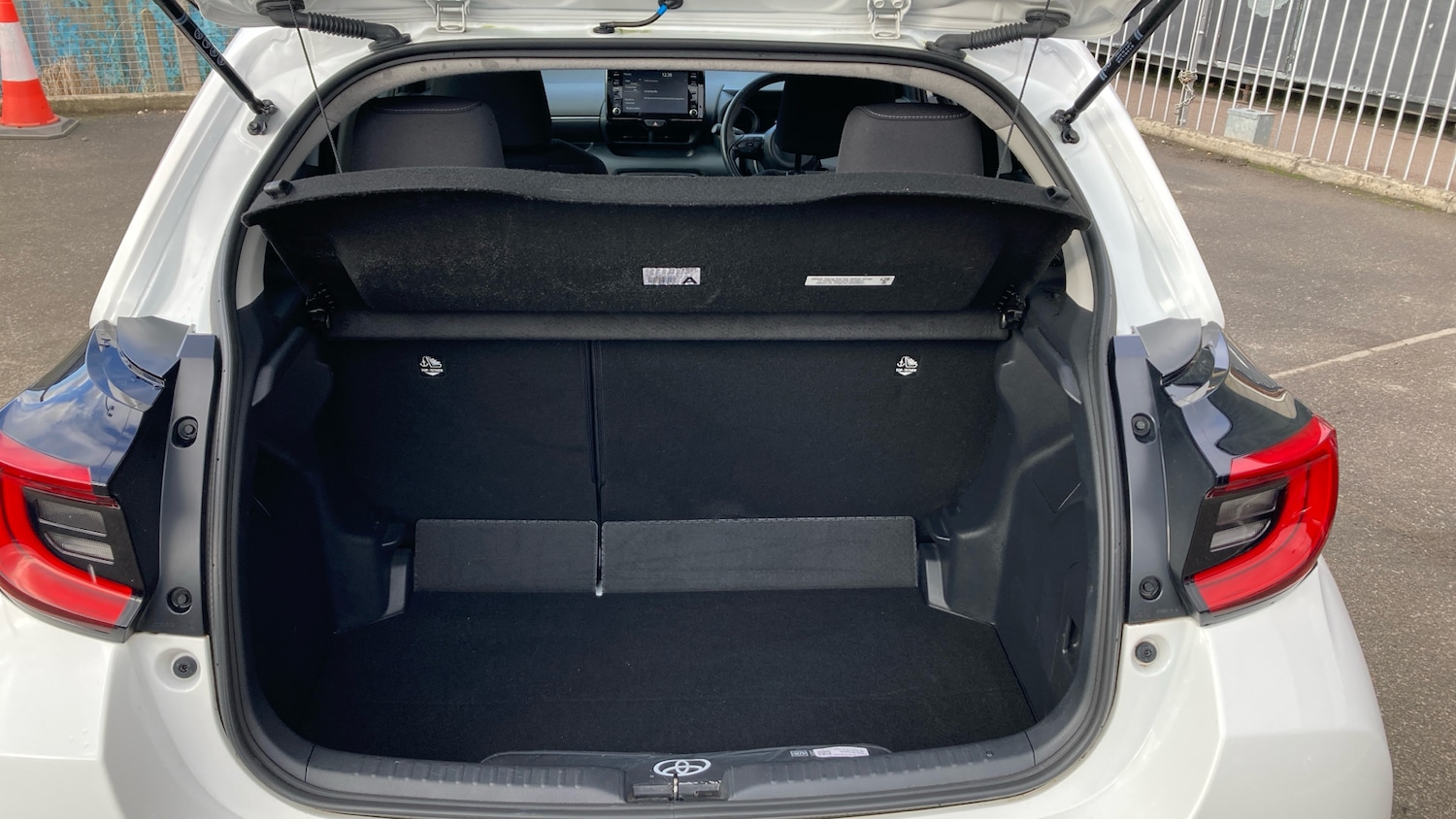 Used Toyota Yaris 2021 for sale - 76554133: Photo 14