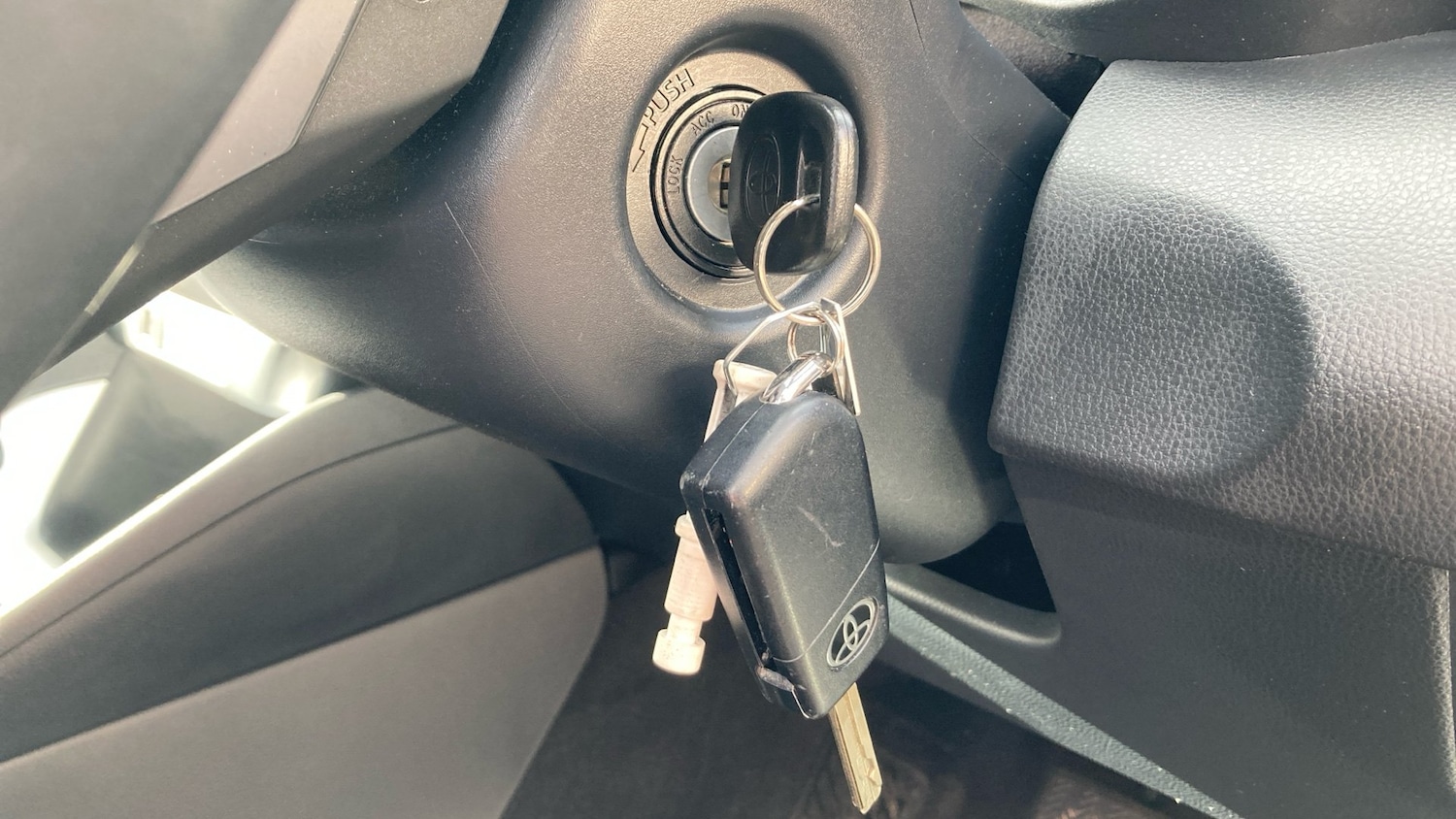 Used Toyota Yaris 2021 for sale - 76554133: Photo 35