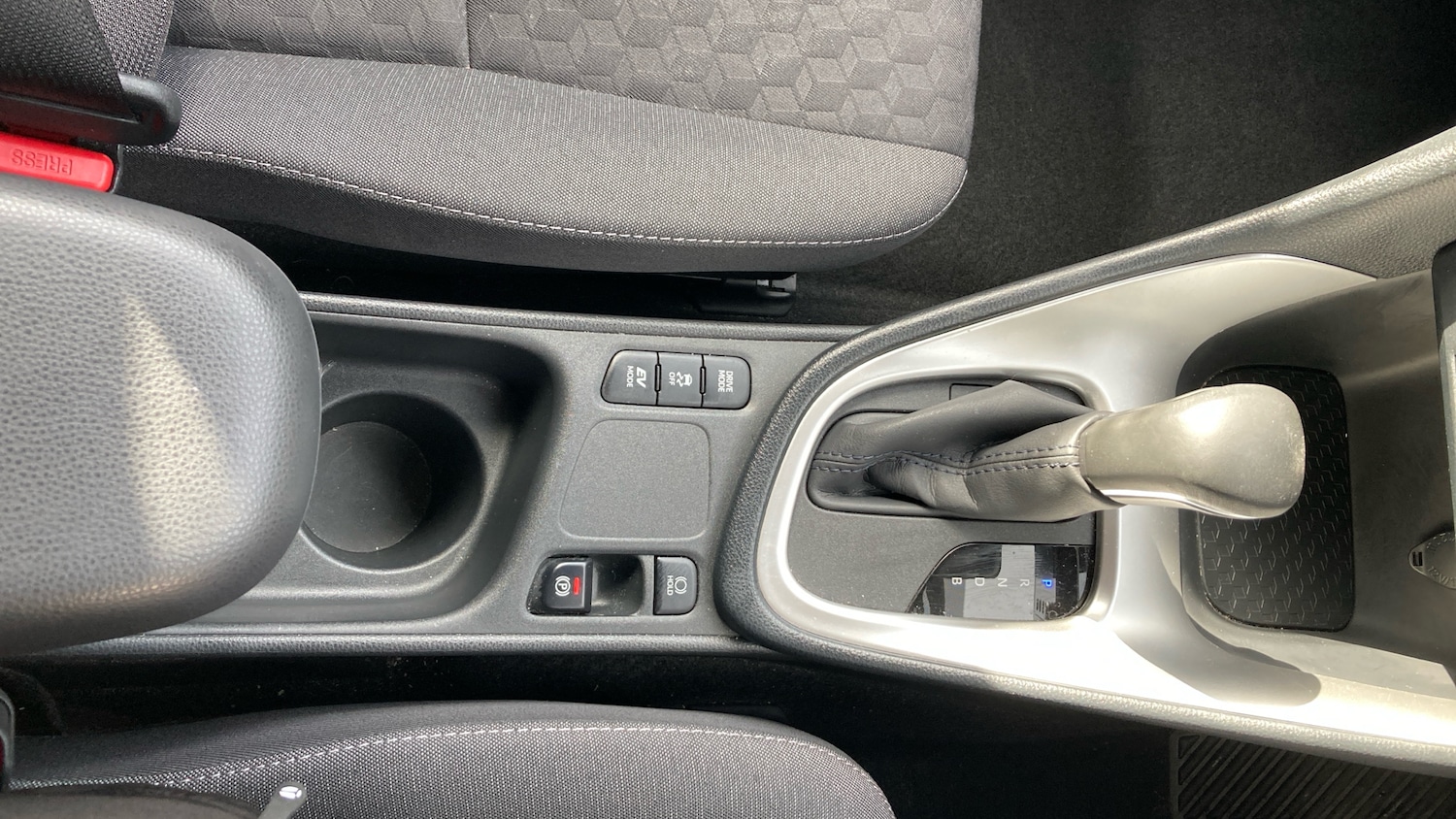 Used Toyota Yaris 2021 for sale - 76554133: Photo 38