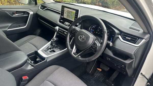 Used Toyota RAV4 2020 for sale - 76305254: Photo 11