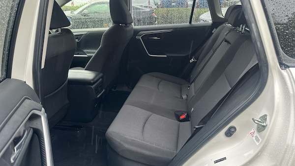 Used Toyota RAV4 2020 for sale - 76305254: Photo 16