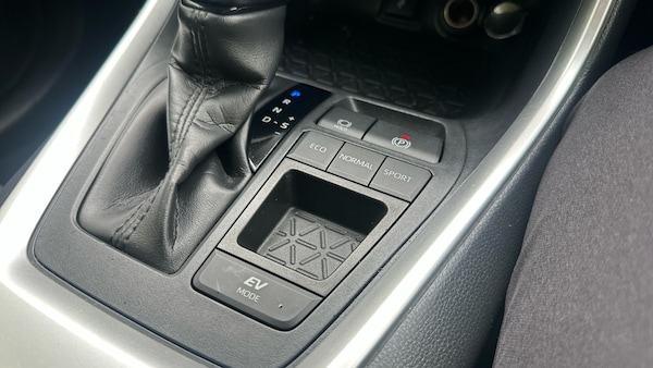 Used Toyota RAV4 2020 for sale - 76305254: Photo 42