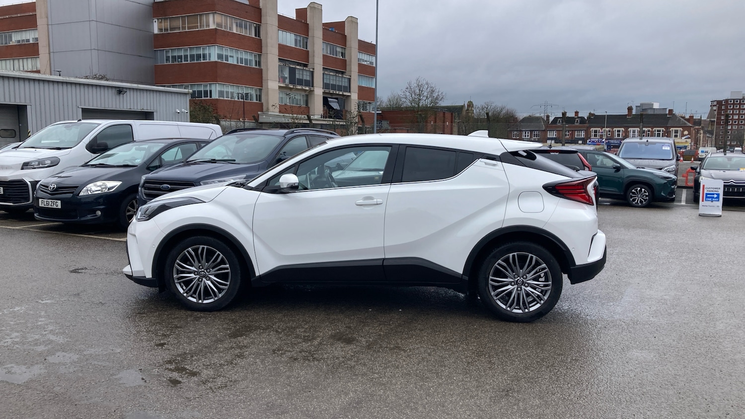Used Toyota C-HR 2022 for sale - 77503994: Photo 17