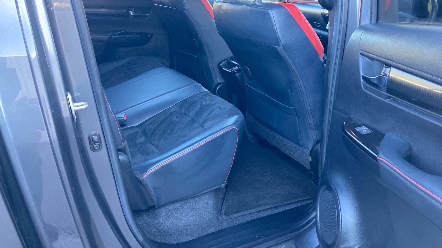 Used Toyota Hilux 2022 for sale - 76910929: Photo 12