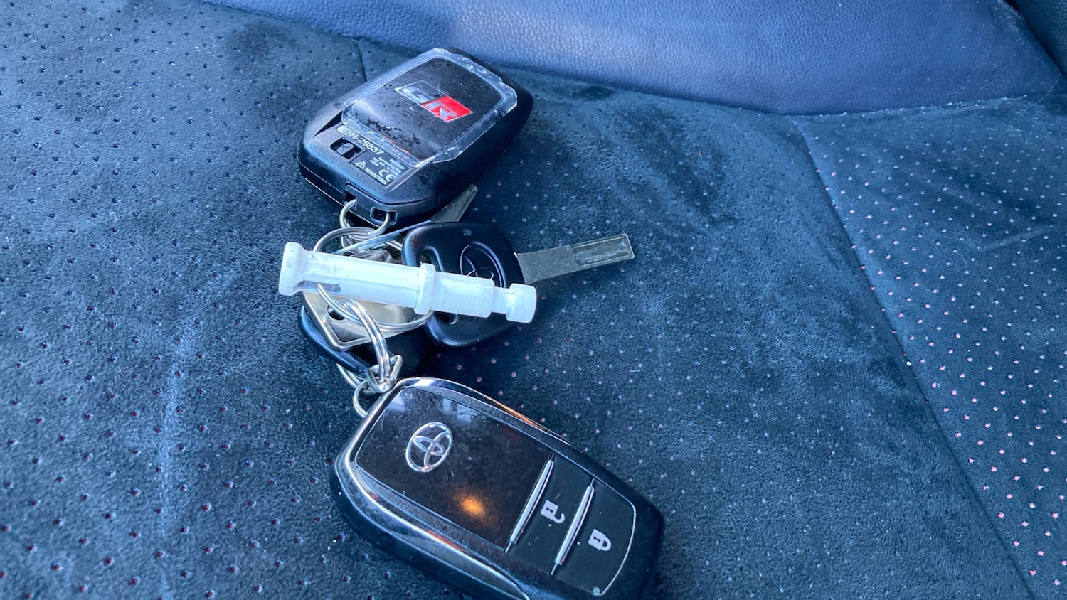 Used Toyota Hilux 2022 for sale - 76910929: Photo 32