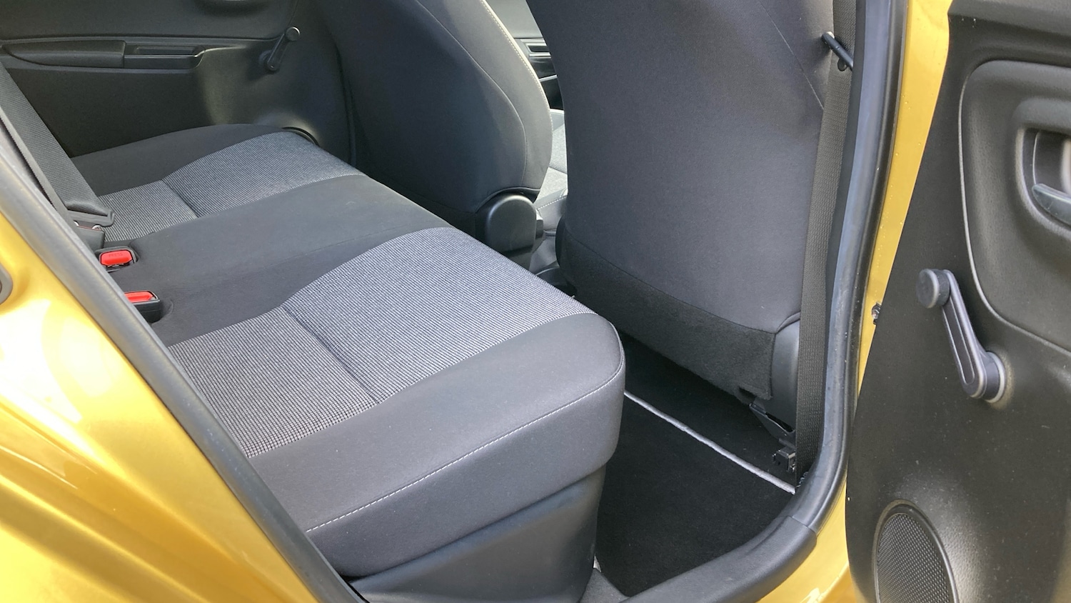 Used Toyota Yaris 2019 for sale - 76722751: Photo 12