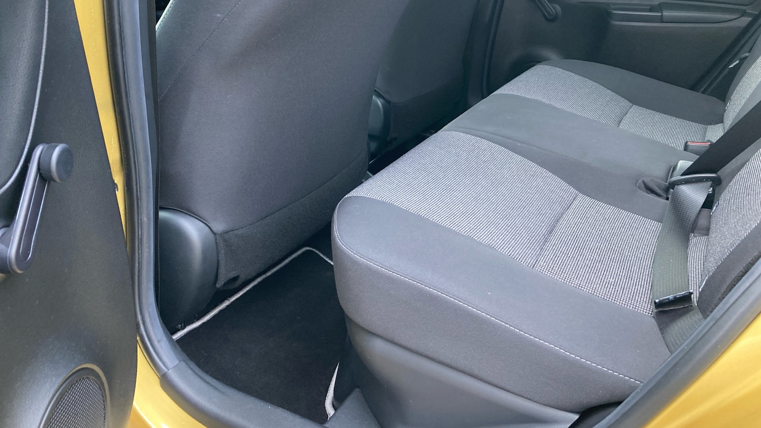 Used Toyota Yaris 2019 for sale - 76722751: Photo 13