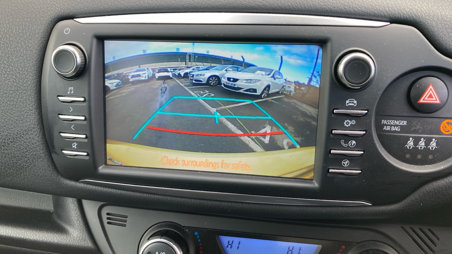 Used Toyota Yaris 2019 for sale - 76722751: Photo 28