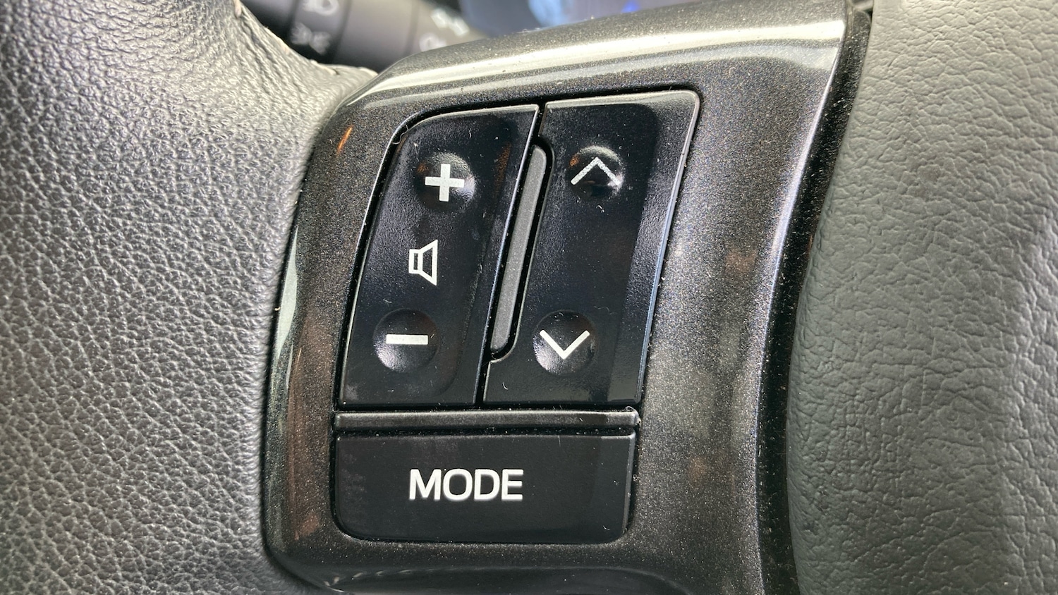 Used Toyota Yaris 2019 for sale - 76722751: Photo 37