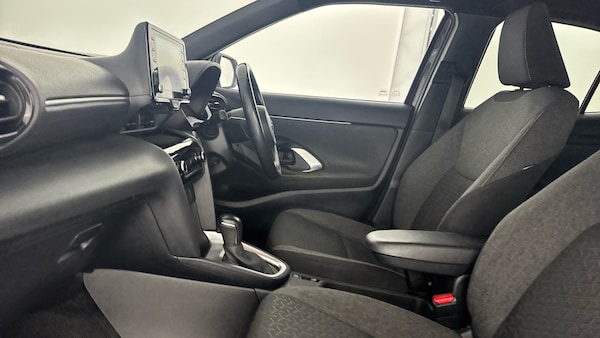 Used Toyota Yaris Cross 2022 for sale - 76161768: Photo 10