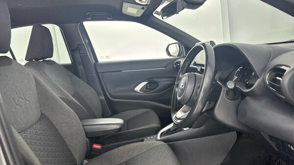Used Toyota Yaris Cross 2022 for sale - 76161768: Photo 11