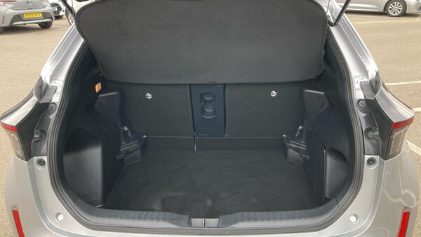 Used Toyota Yaris Cross 2021 for sale - 76244720: Photo 14