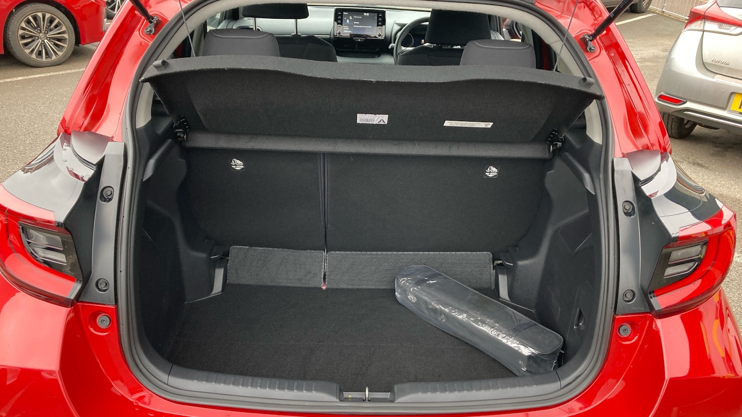 Used Toyota Yaris 2022 for sale - 77159093: Photo 14