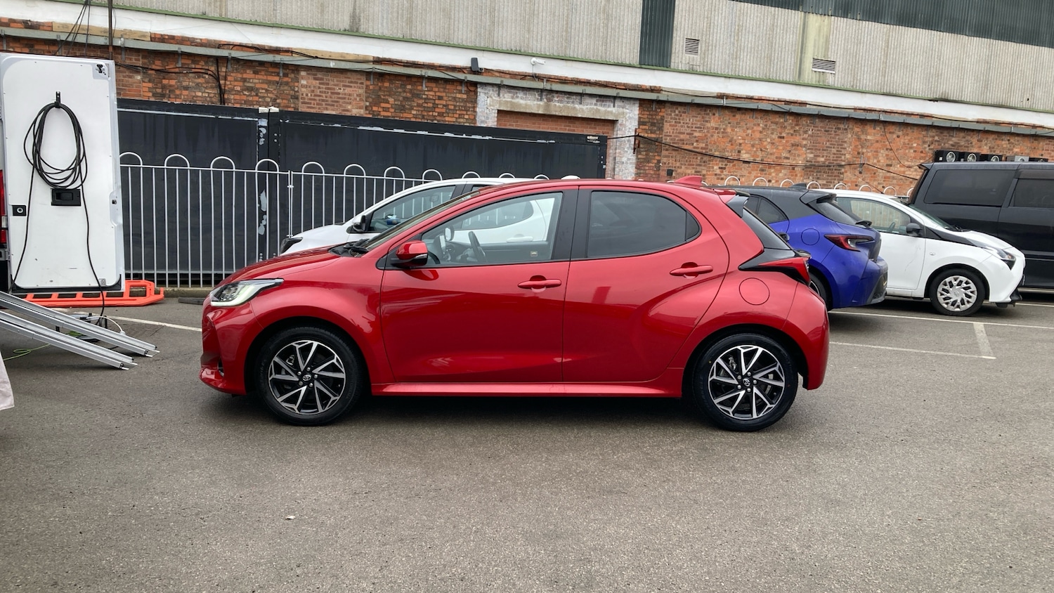 Used Toyota Yaris 2022 for sale - 77159093: Photo 17