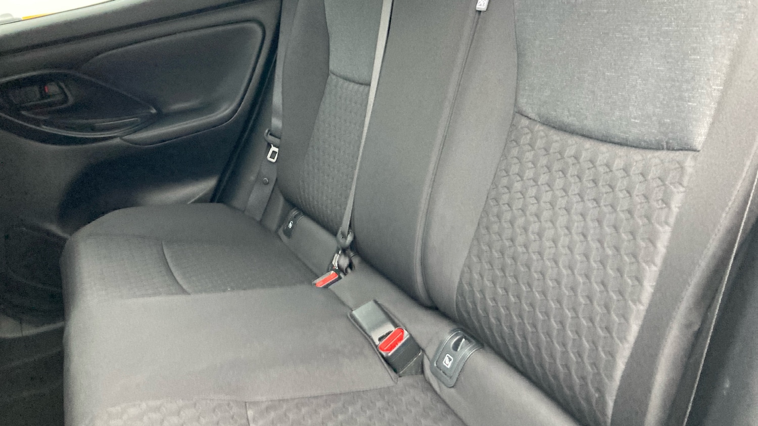 Used Toyota Yaris 2022 for sale - 77159093: Photo 21