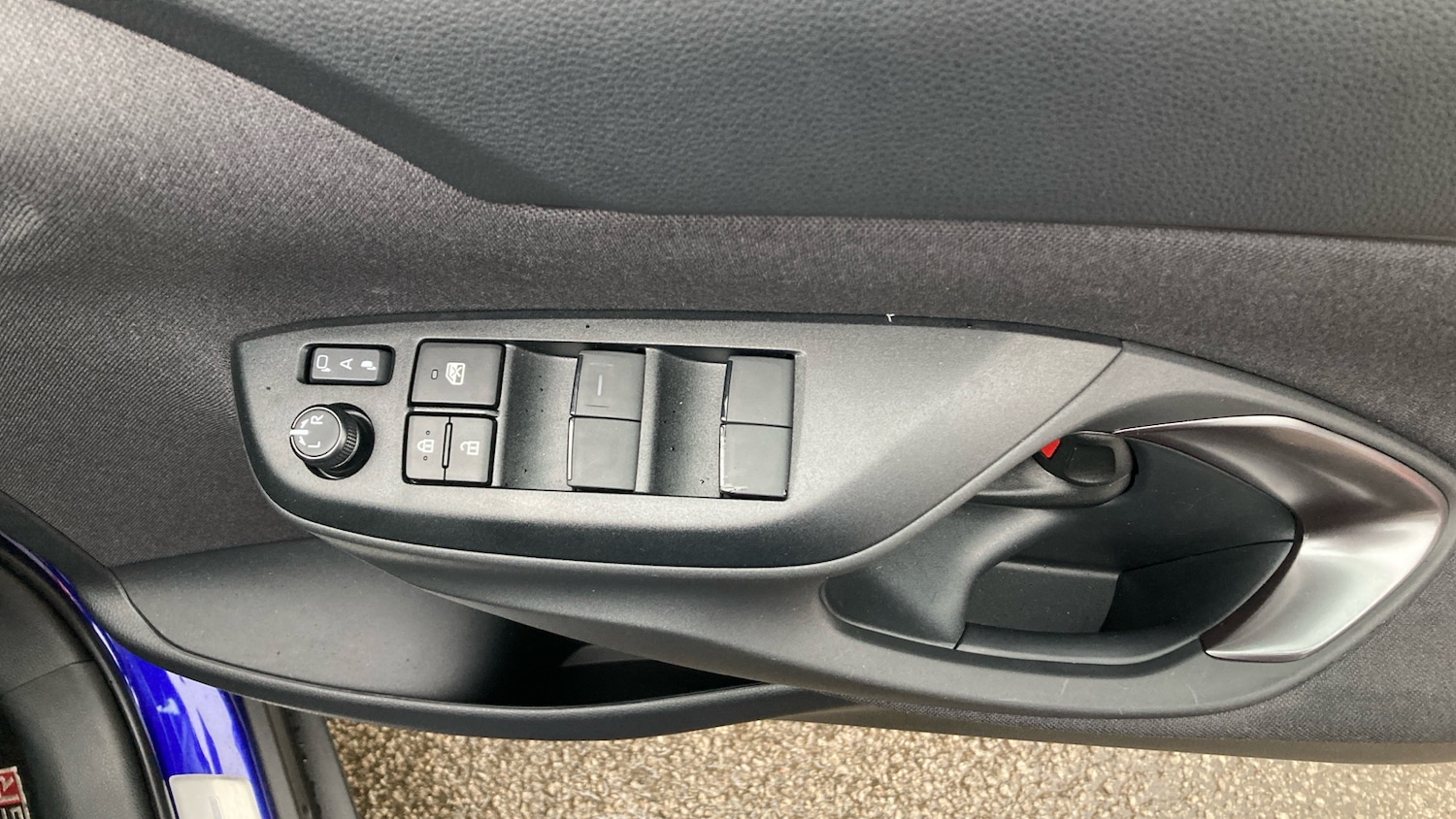 Used Toyota Yaris Cross 2025 for sale - 78012541: Photo 37