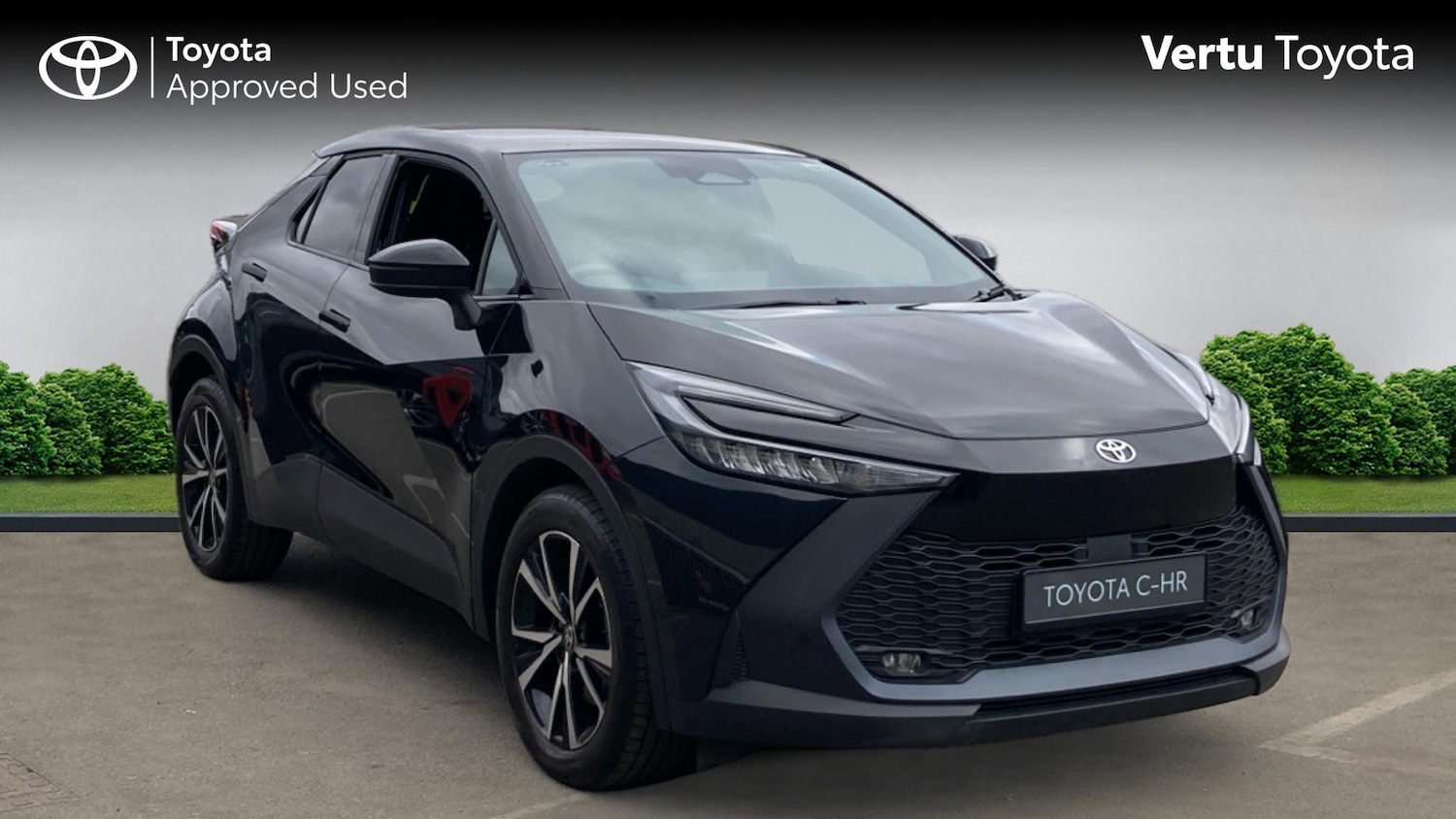 Used Toyota C-HR 2024 for sale - 76719257: Photo 1