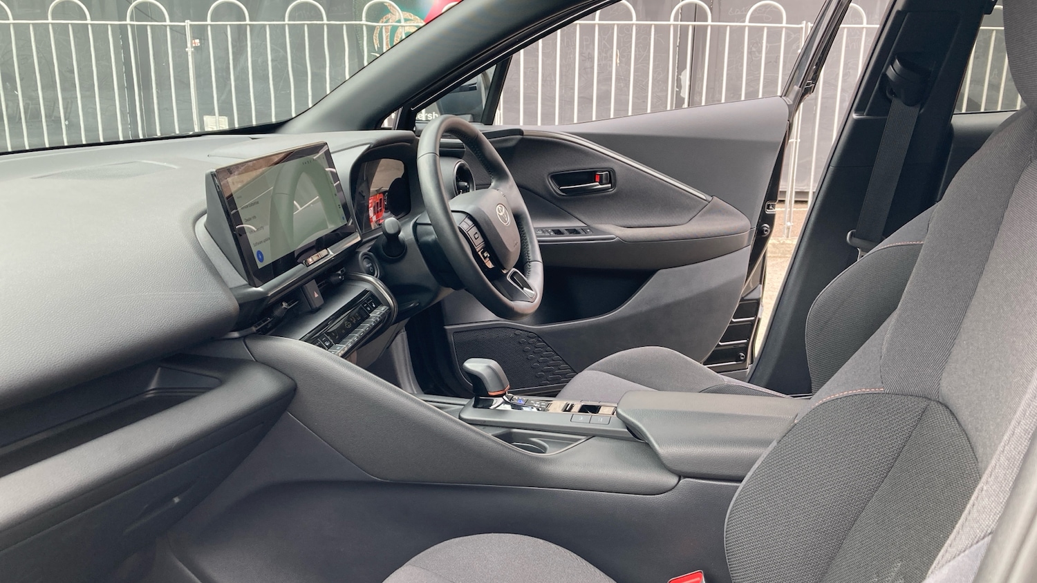 Used Toyota C-HR 2024 for sale - 76719257: Photo 10