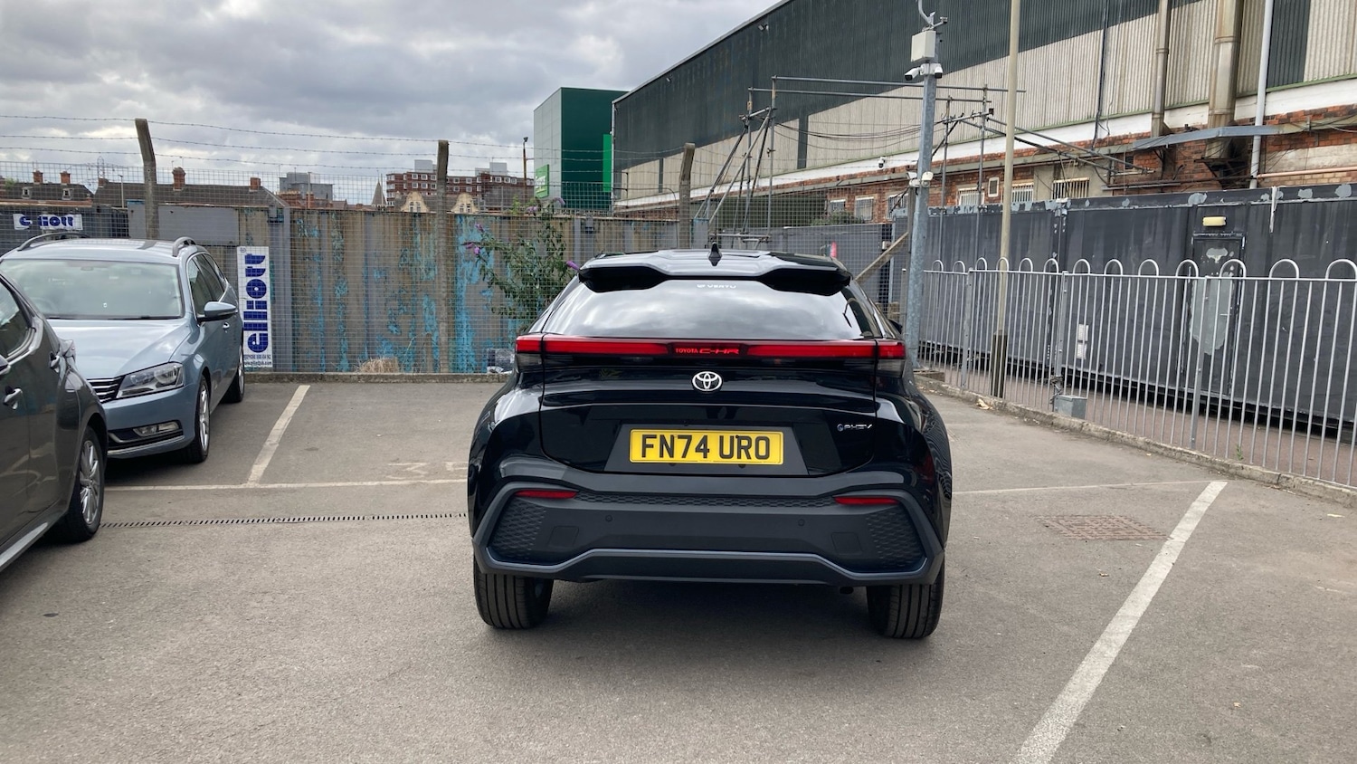 Used Toyota C-HR 2024 for sale - 76719257: Photo 19