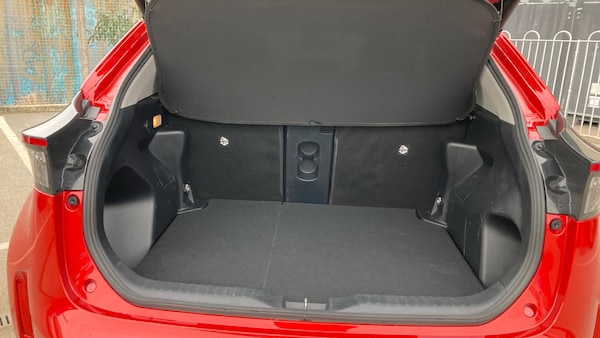 Used Toyota Yaris Cross 2022 for sale - 76343846: Photo 14