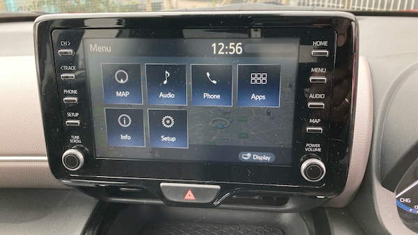 Used Toyota Yaris Cross 2022 for sale - 76343846: Photo 26