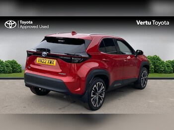 Used Toyota Yaris Cross 2022 for sale - 76343846: Photo 2