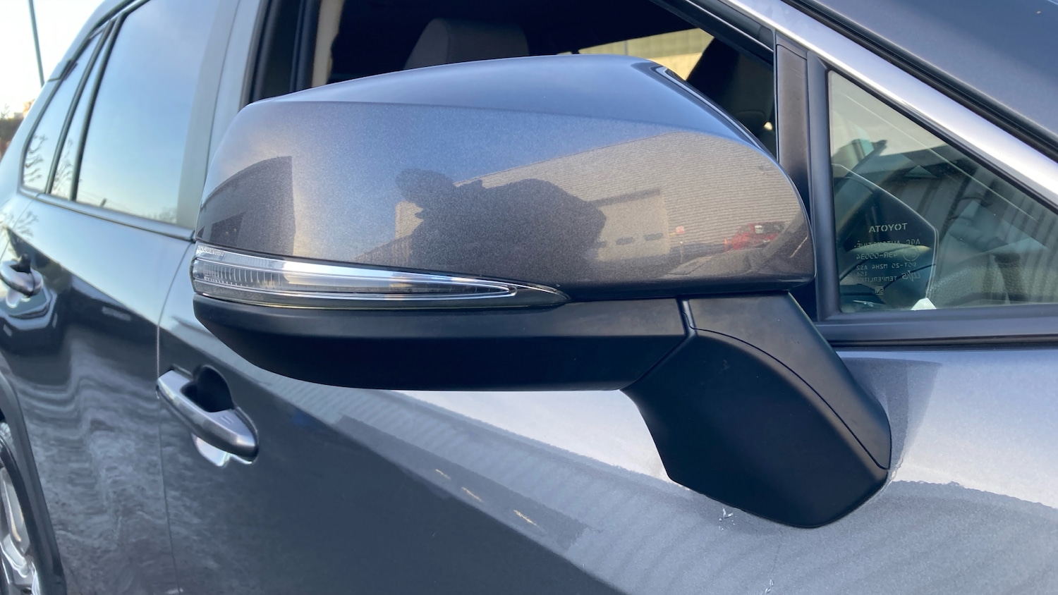 Used Toyota RAV4 2021 for sale - 77277209: Photo 30