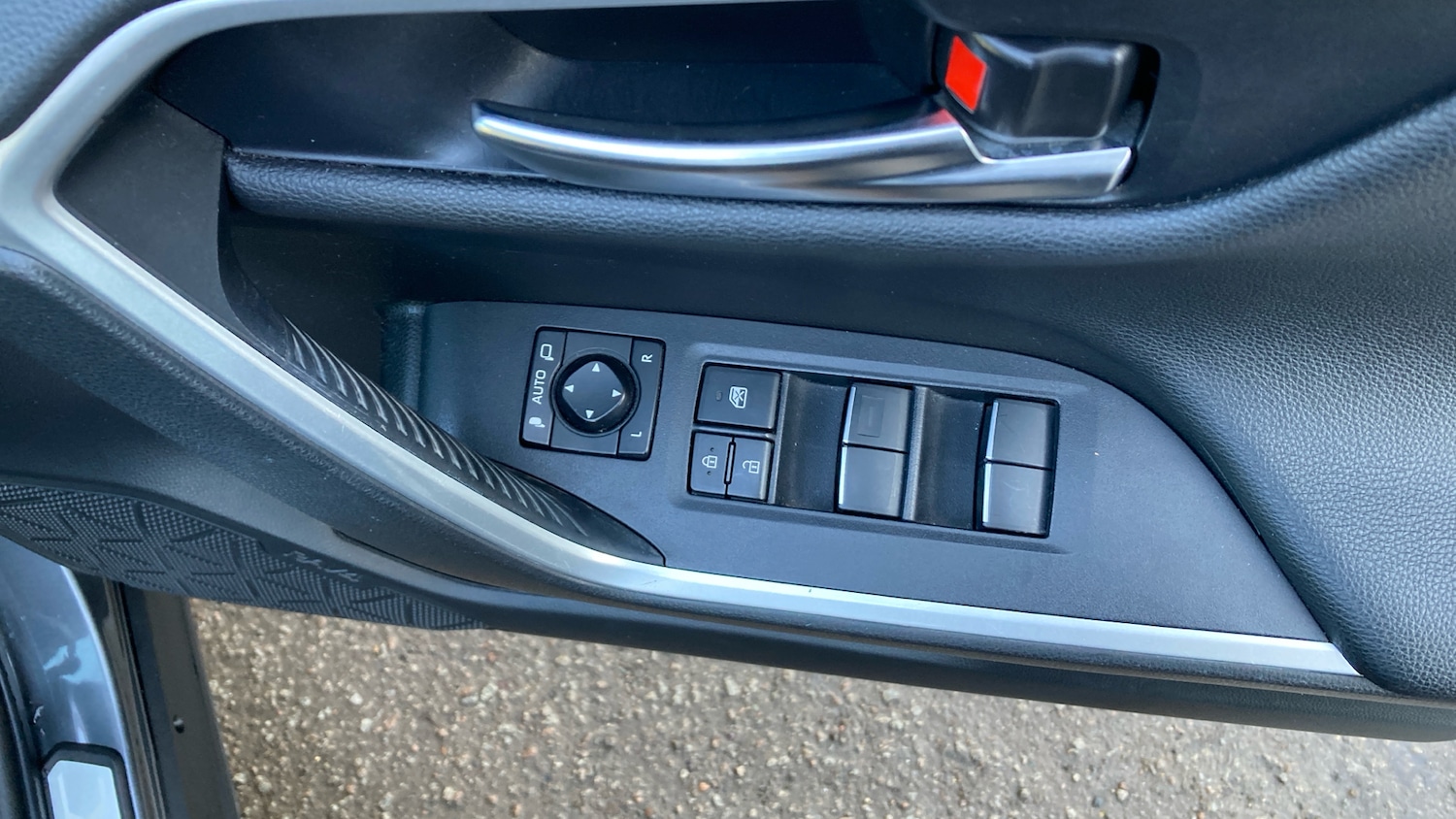 Used Toyota RAV4 2021 for sale - 77277209: Photo 31