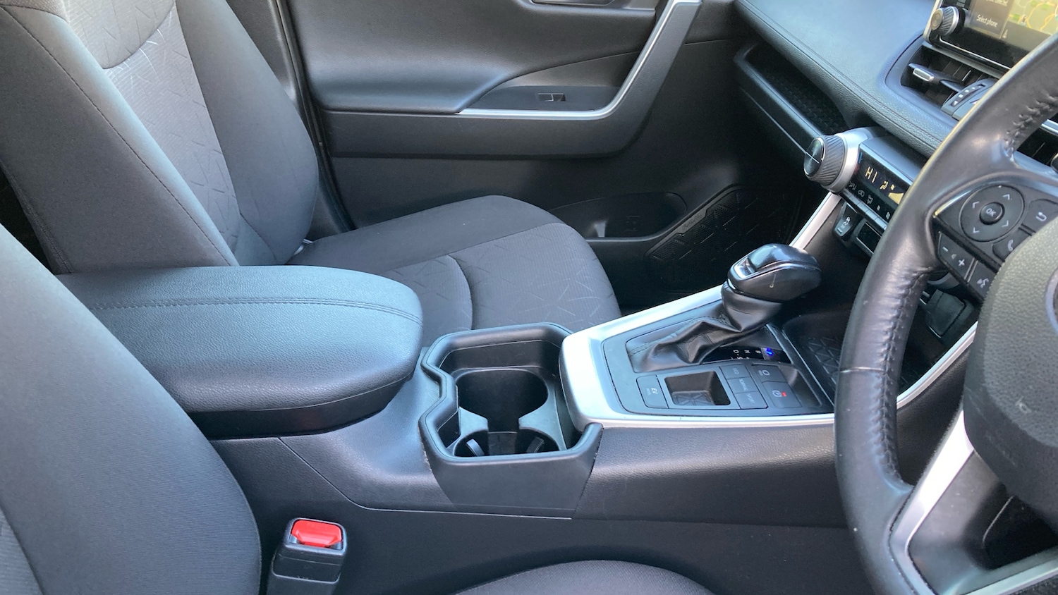 Used Toyota RAV4 2021 for sale - 77277209: Photo 33